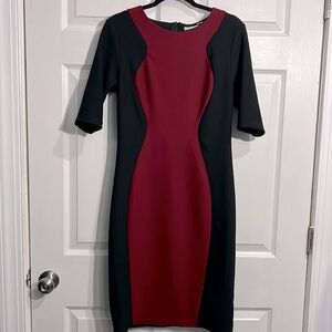 Bisou Bisou Women’s Black and Dark Red Short Sleeve Dress - Size 6